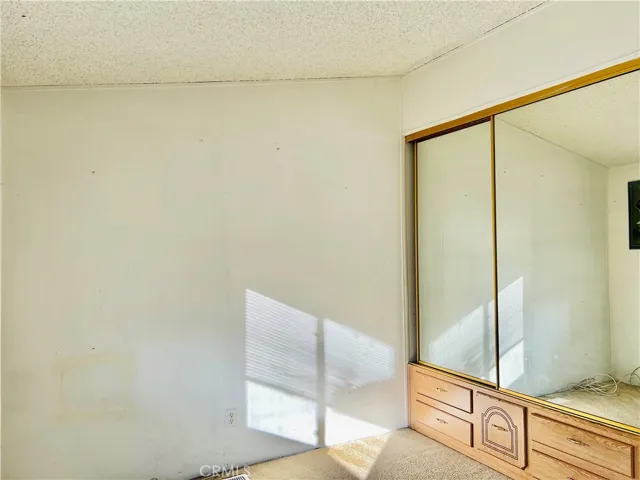2nd bedroom - view 3