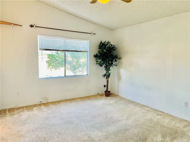 Master bedroom - view 1