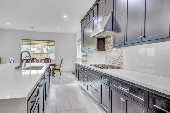 2582 Callaway Court, Tracy, California 95377