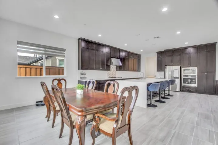 2582 Callaway Court, Tracy, California 95377