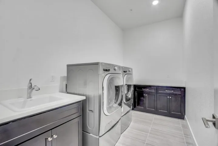 2582 Callaway Court, Tracy, California 95377