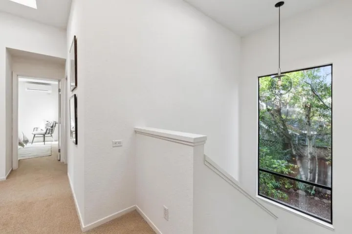 1732 Middlefield Road, Palo Alto, California 94301
