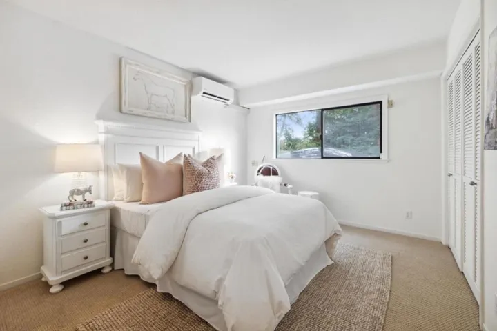 1732 Middlefield Road, Palo Alto, California 94301