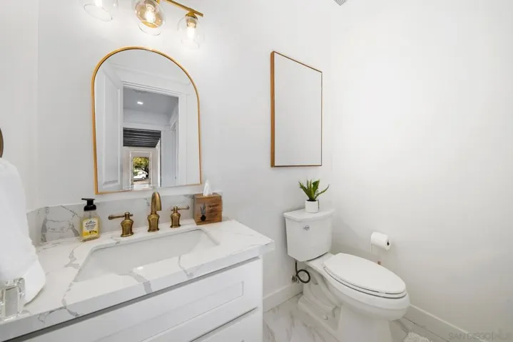 265 B Ave, Coronado, California 92118
