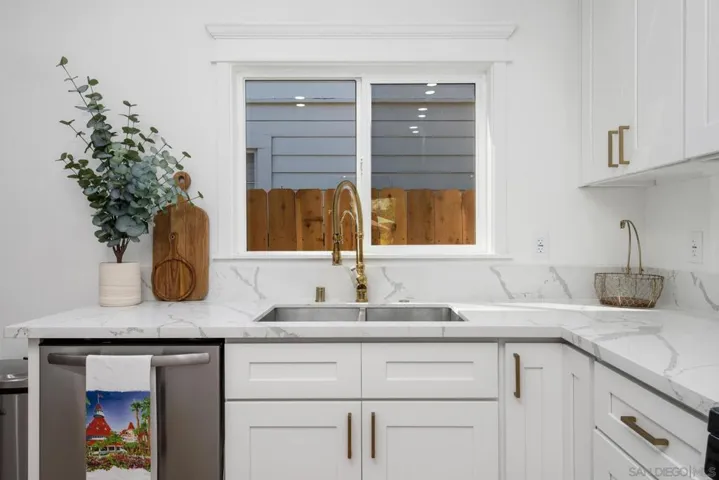 265 B Ave, Coronado, California 92118