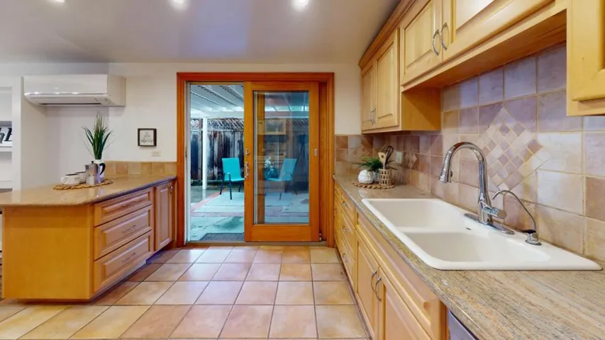 260 Fay Way, Mountain View, California 94043