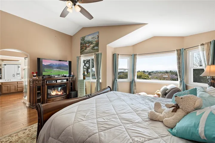 361 Moonstone Bay Drive, Oceanside, California 92057