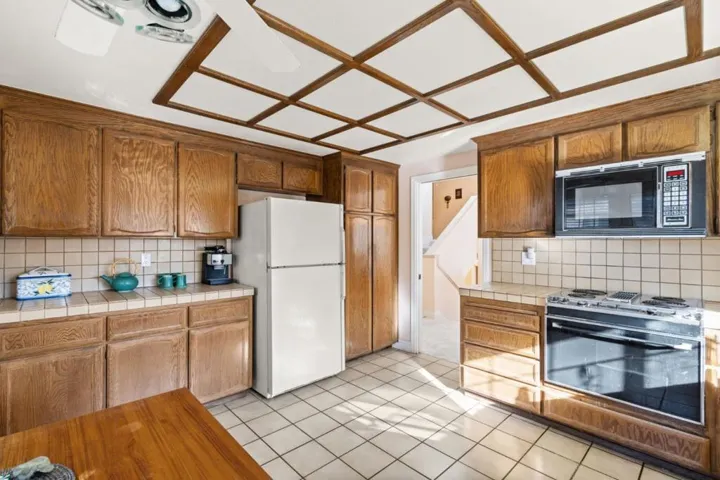452 Ives Terrace, Sunnyvale, California 94087