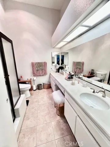 5295 Via Del Jinete, Yorba Linda, California 92887