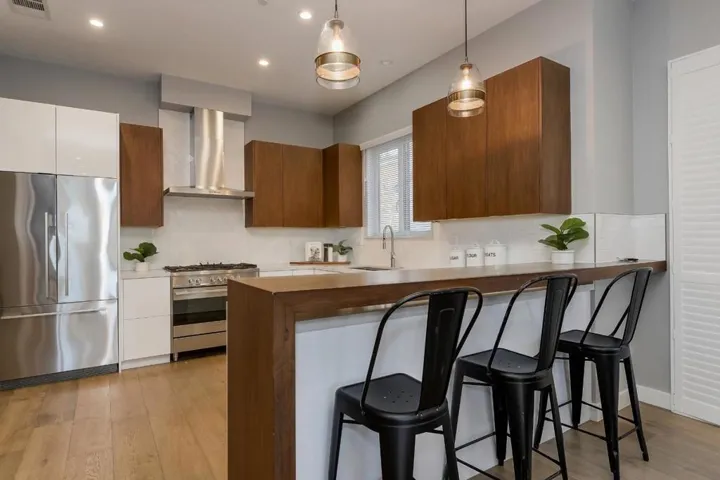 420 Deodar Street, Palo Alto, California 94306