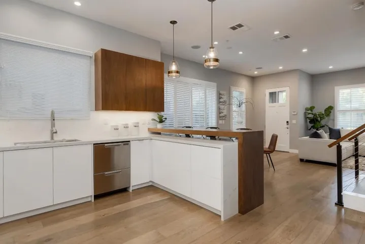 420 Deodar Street, Palo Alto, California 94306