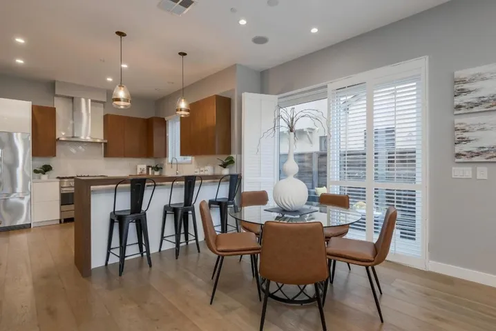 420 Deodar Street, Palo Alto, California 94306