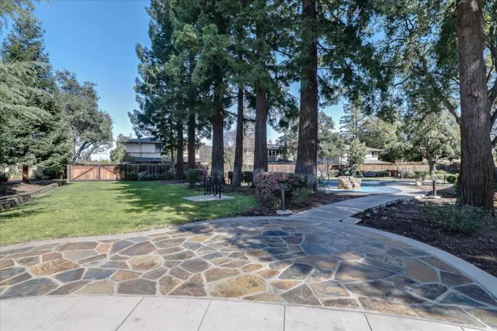 420 Deodar Street, Palo Alto, California 94306