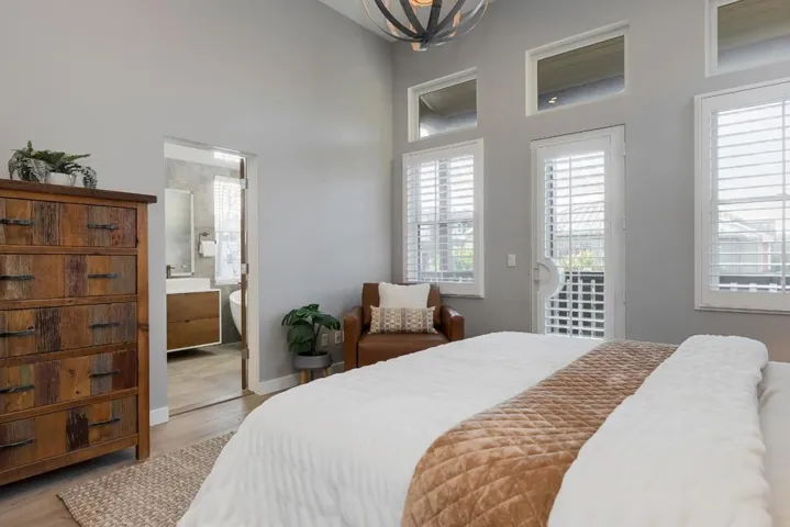 420 Deodar Street, Palo Alto, California 94306