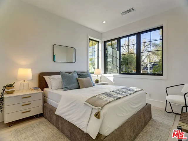 632 36th Street, Manhattan Beach, California 90266