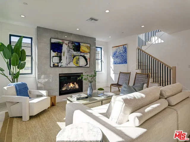 632 36th Street, Manhattan Beach, California 90266