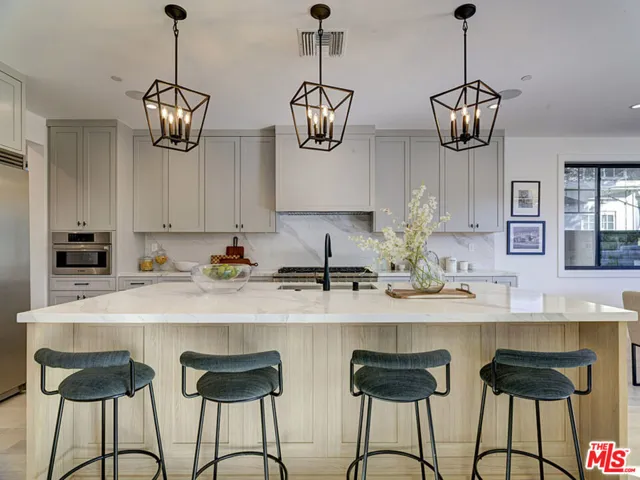 632 36th Street, Manhattan Beach, California 90266