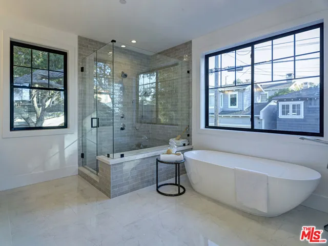 632 36th Street, Manhattan Beach, California 90266