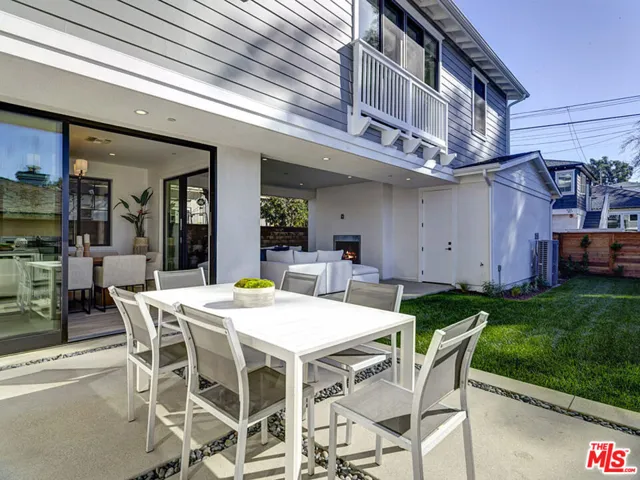 632 36th Street, Manhattan Beach, California 90266