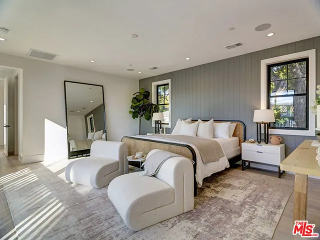 632 36th Street, Manhattan Beach, California 90266