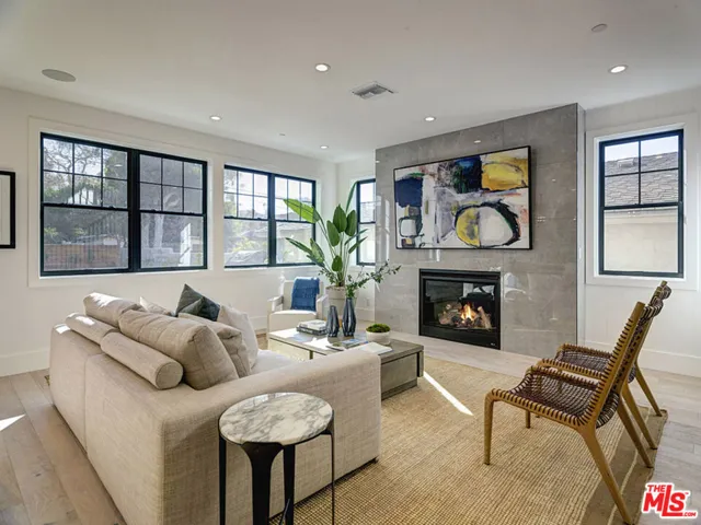 632 36th Street, Manhattan Beach, California 90266