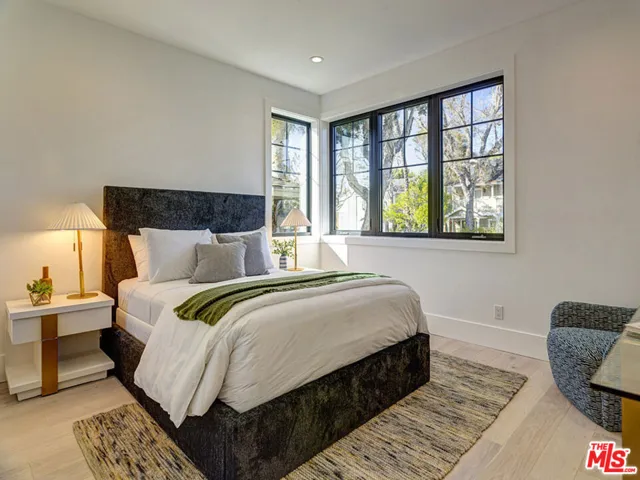 632 36th Street, Manhattan Beach, California 90266