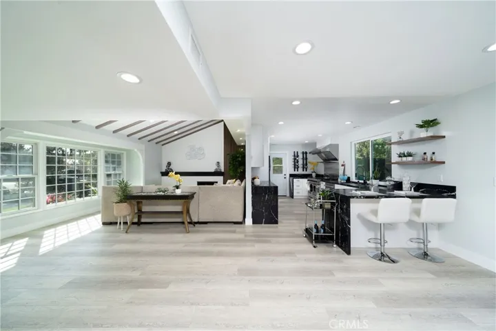 2821 Tigertail Drive, Los Alamitos, California 90720