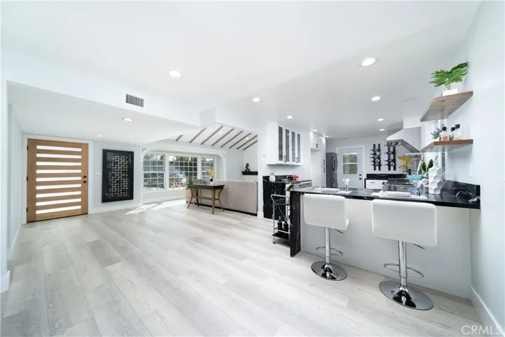 2821 Tigertail Drive, Los Alamitos, California 90720