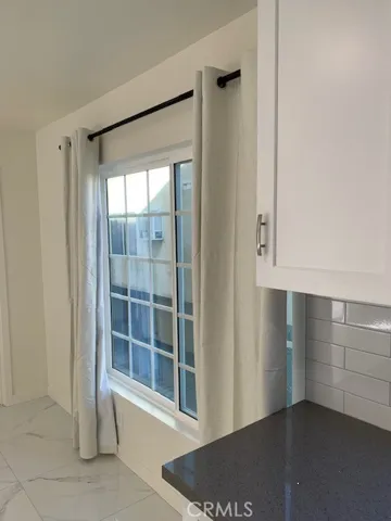 8780 Burnet Avenue 9, North Hills, California 91343
