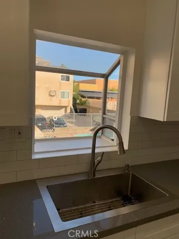 8780 Burnet Avenue 9, North Hills, California 91343