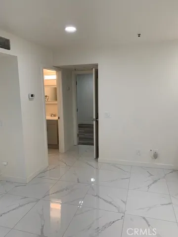 8780 Burnet Avenue 9, North Hills, California 91343