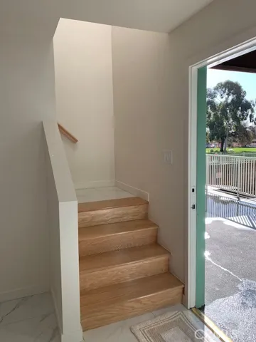 8780 Burnet Avenue 9, North Hills, California 91343