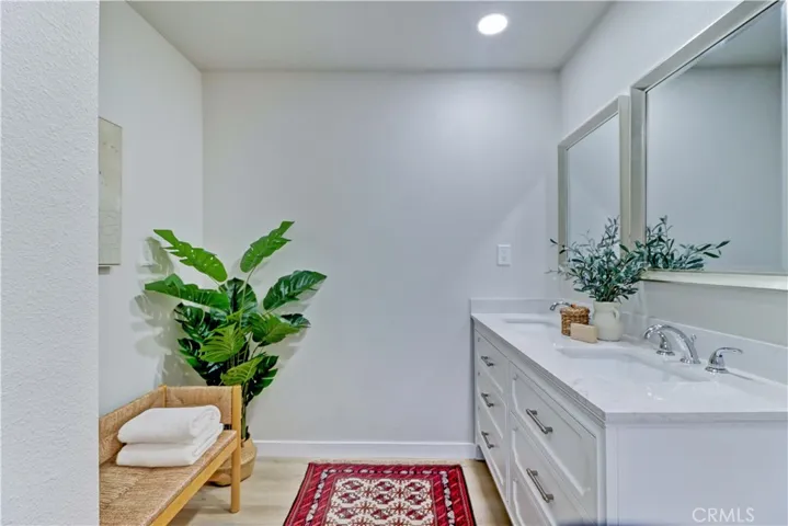 5518 E Flagstone Street, Long Beach, California 90808