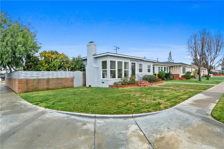 5518 E Flagstone Street, Long Beach, California 90808