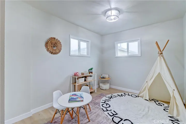 5518 E Flagstone Street, Long Beach, California 90808