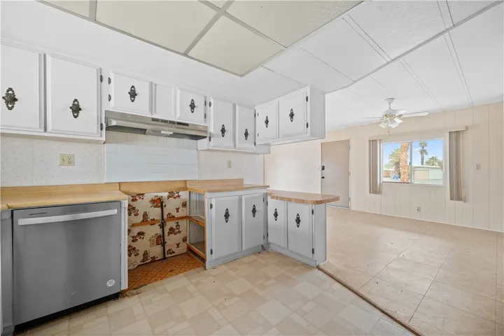 32401 Merion Drive, Thousand Palms, California 92276