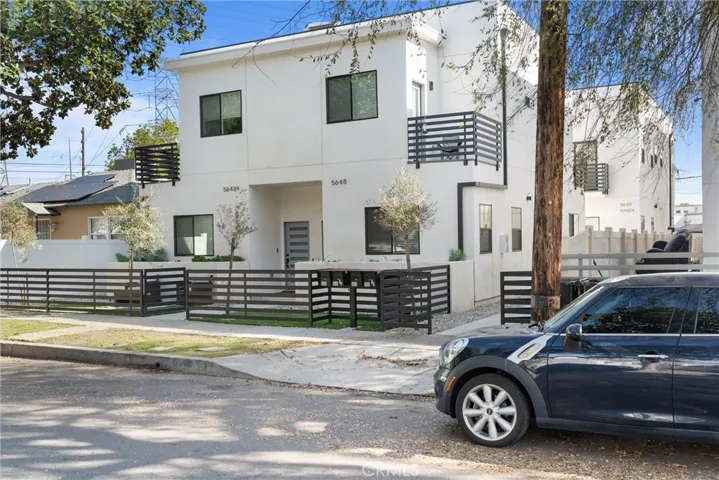 5648 Auckland Avenue, North Hollywood, California 91601