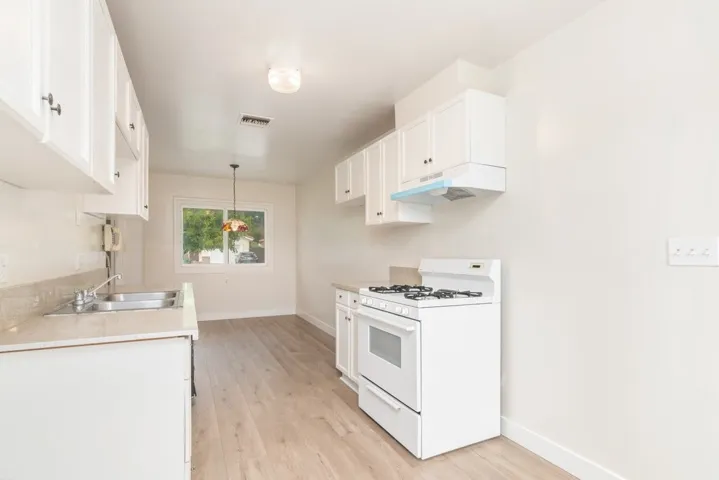 2310 Beardslee Street, Duarte, California 91010