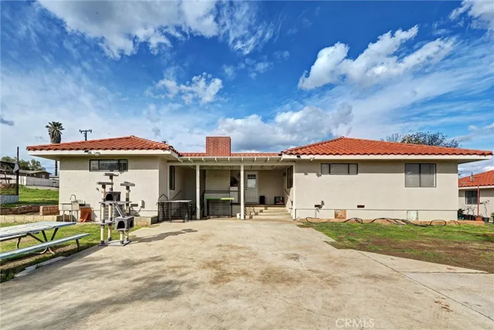 9790 59th Street, Jurupa Valley, California 91752