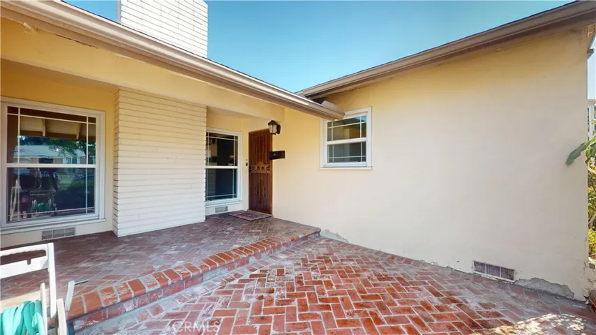 417 S Cooper Street, Santa Ana, California 92704
