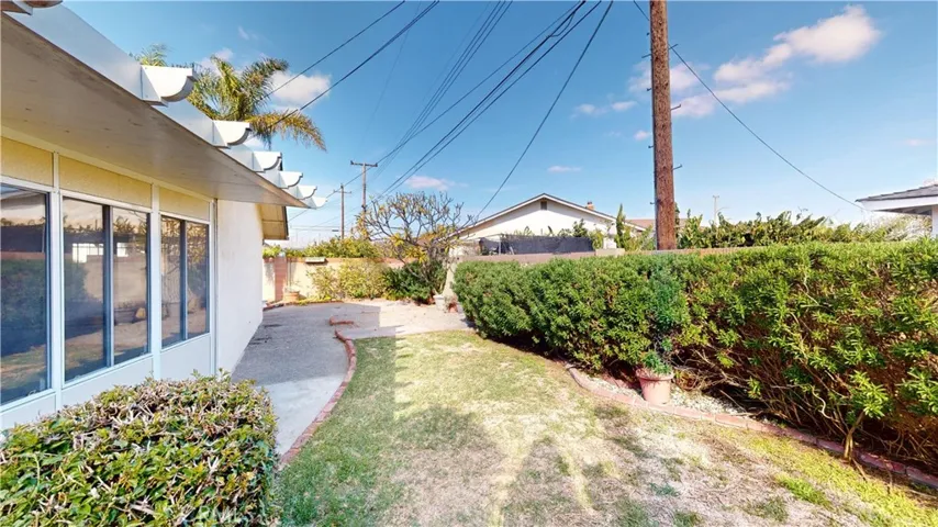 417 S Cooper Street, Santa Ana, California 92704