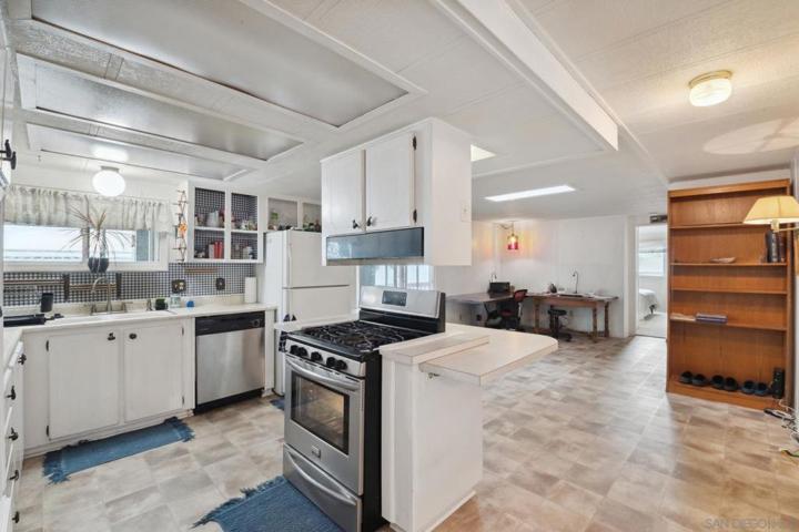 203 Bright Creek Lane, Oceanside, California 92056