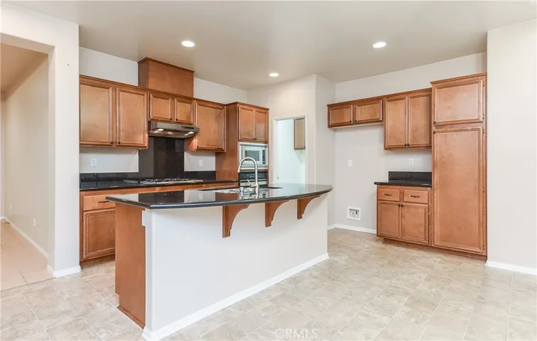 5901 Milana Drive, Eastvale, California 92880