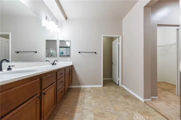 5901 Milana Drive, Eastvale, California 92880