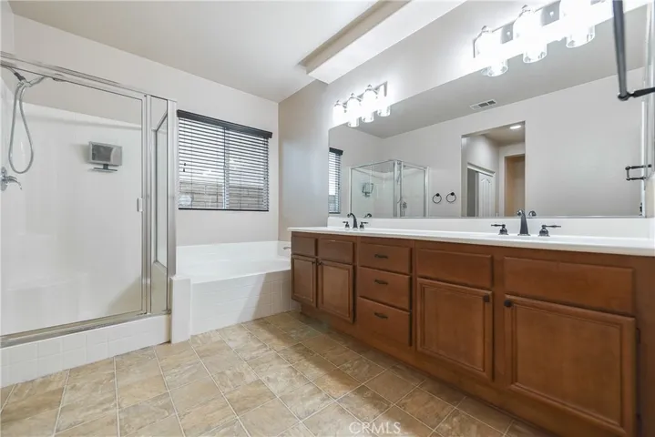 5901 Milana Drive, Eastvale, California 92880