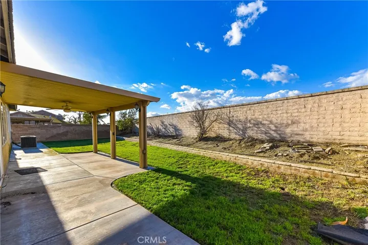 5901 Milana Drive, Eastvale, California 92880