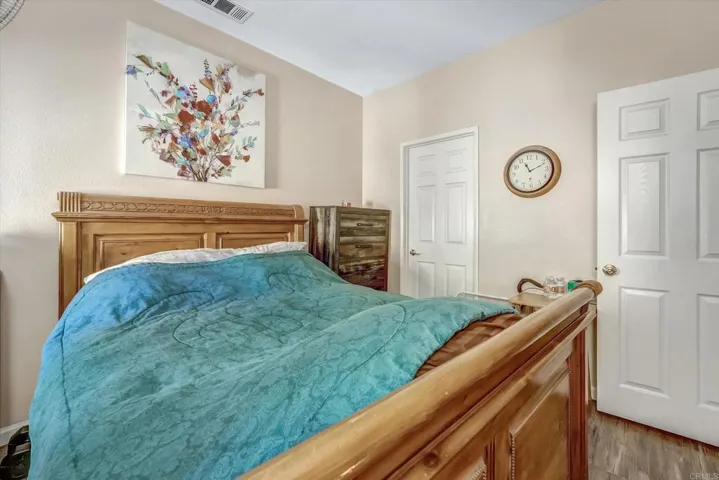 1800 E Lakeshore Drive 304, Lake Elsinore, California 92530