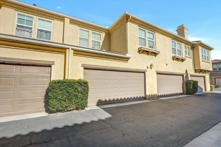 1800 E Lakeshore Drive 304, Lake Elsinore, California 92530