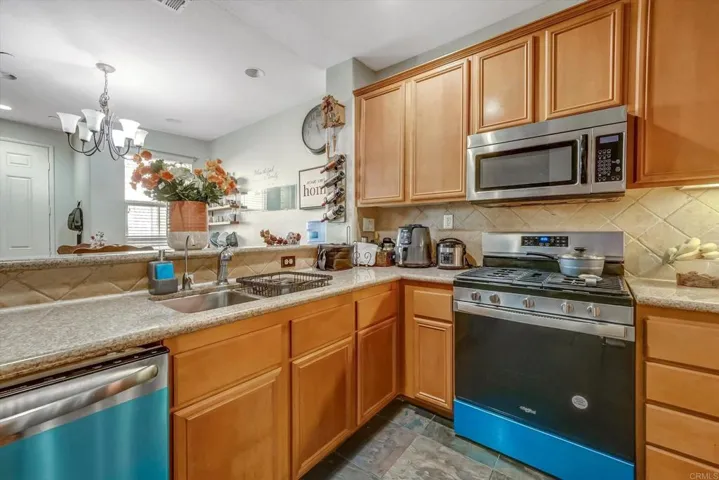 1800 E Lakeshore Drive 304, Lake Elsinore, California 92530