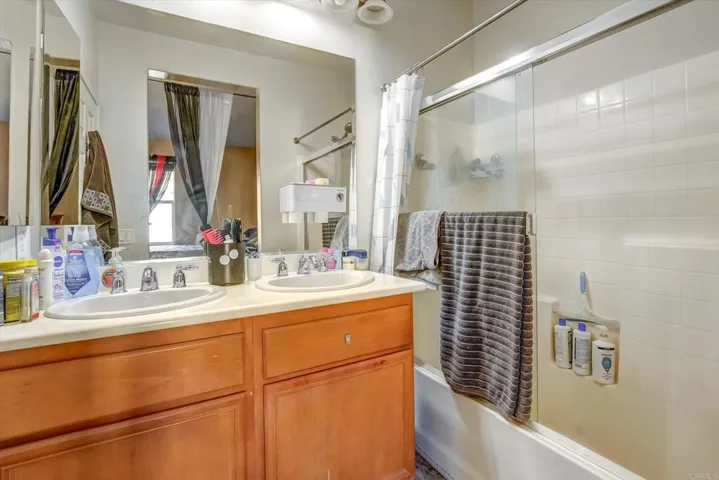 1800 E Lakeshore Drive 304, Lake Elsinore, California 92530